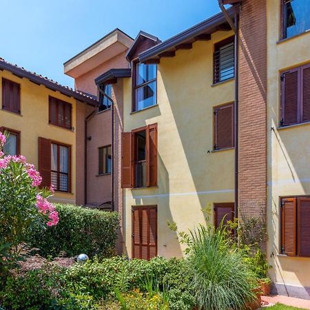 Casa Gialla 7A, New Apartment Milano&Como Bregnano Экстерьер фото
